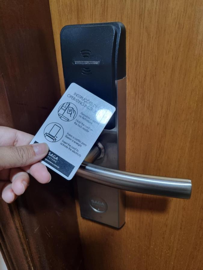 Hotel Ferraz Pouso Alegre Bagian luar foto