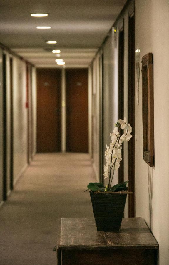 Hotel Ferraz Pouso Alegre Bagian luar foto